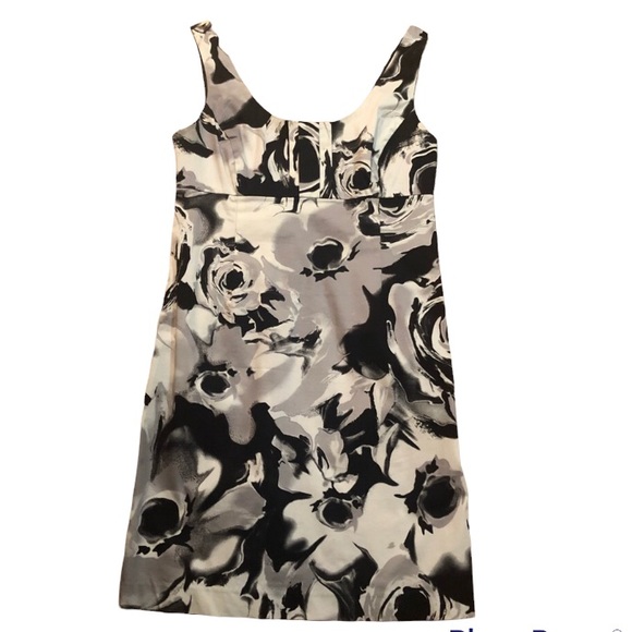 New York & Co. Floral patterned grayscale dress, Size 6 - Picture 6 of 6